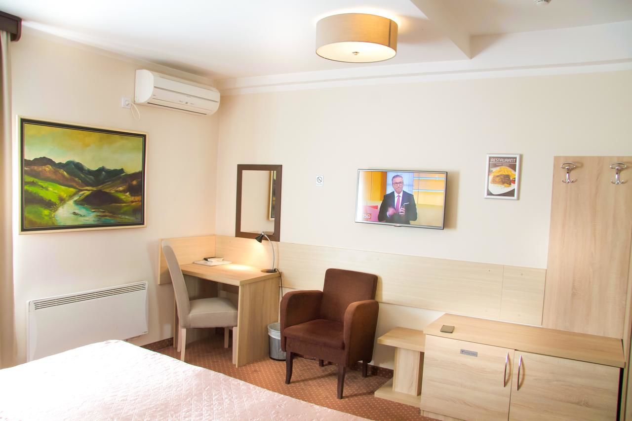 Отель Philia Hotel Подгорица-24