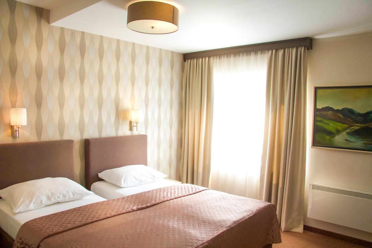 Отель Philia Hotel Подгорица-25