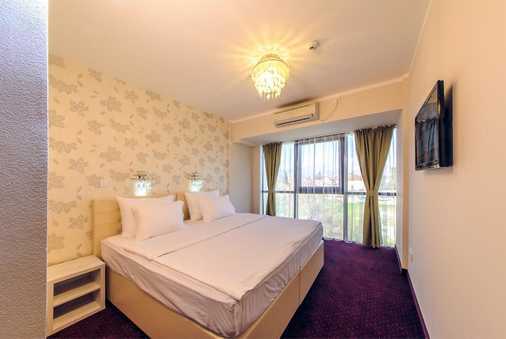 Отель Philia Hotel Подгорица-57